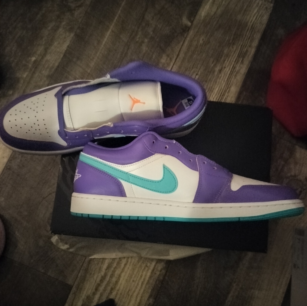 Nike Air Jordan 1 low SE size 12 new